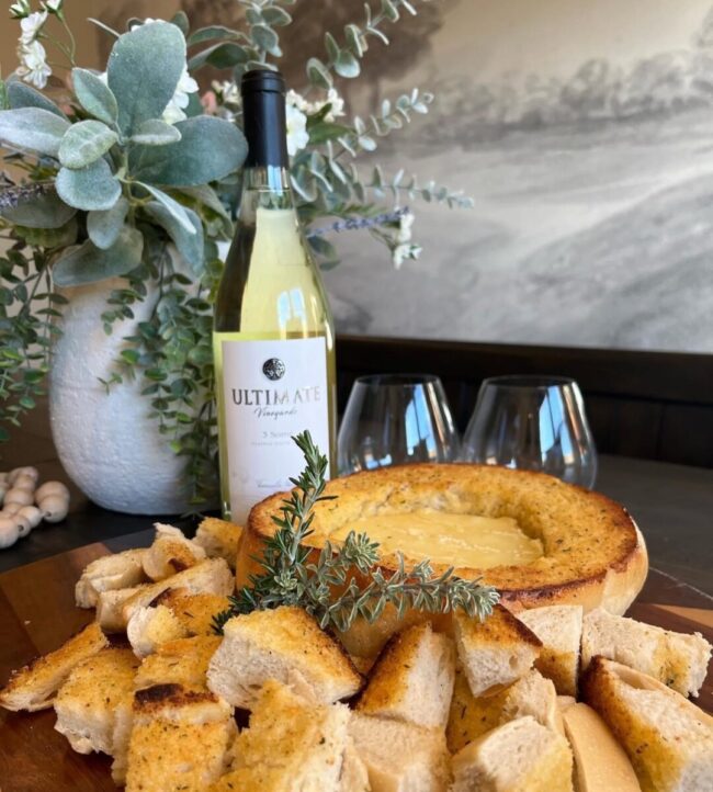 Maurice Car'rie Vineyard & Winery photo